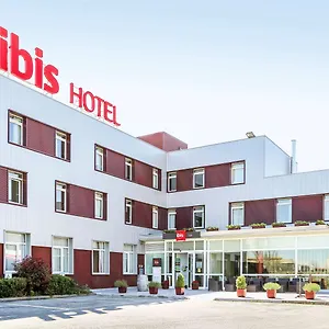 Ibis Hotell