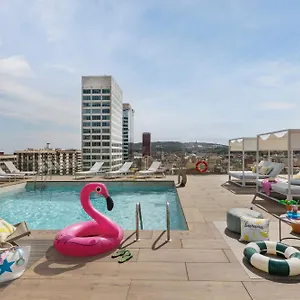 Moxy Hotell