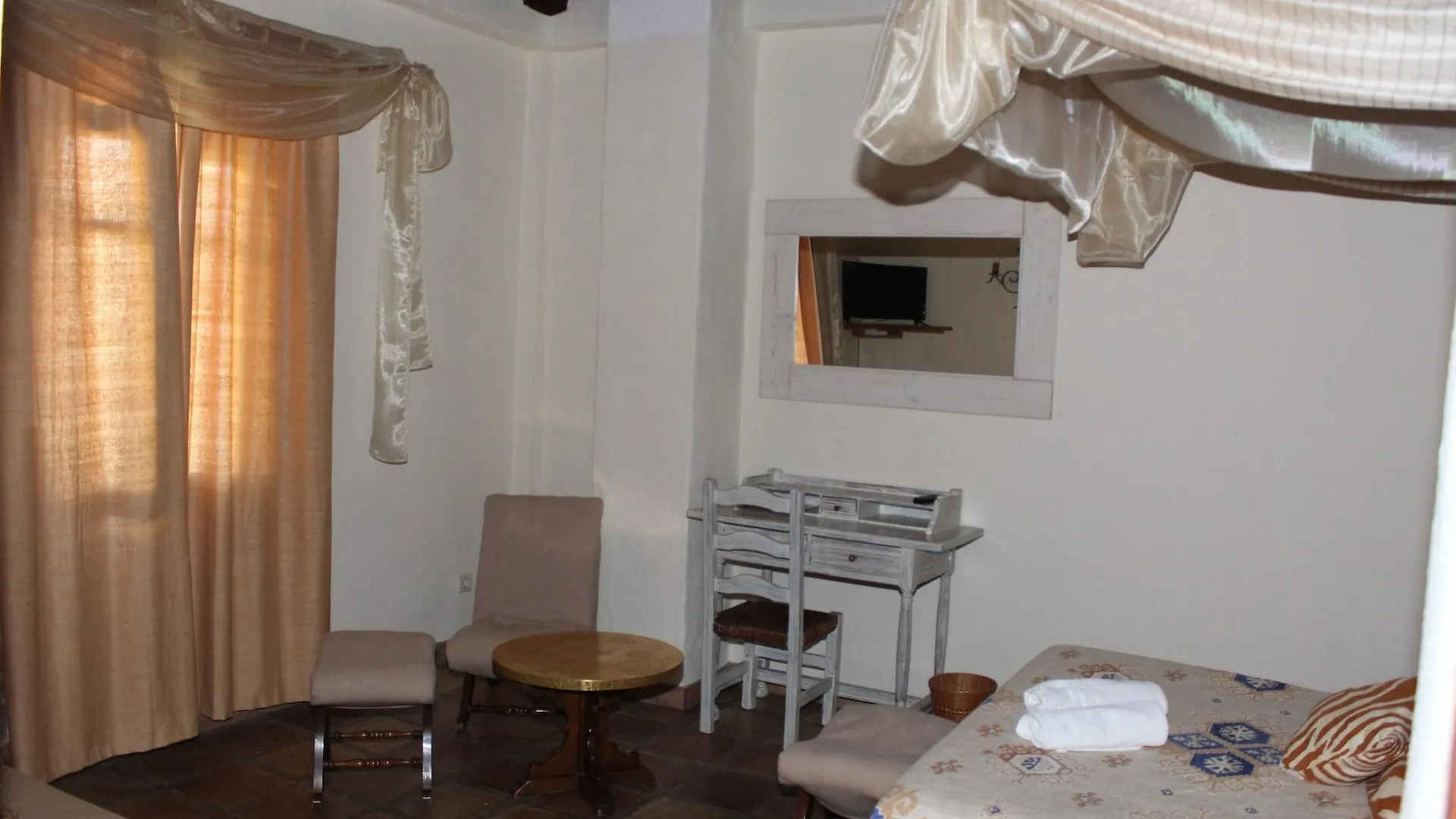 Hotel Rural Los Jarales Istán